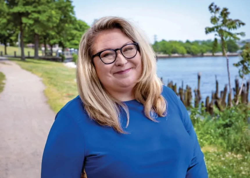 kelly bates asks supporters not to take out their anger on nbc 10 ...